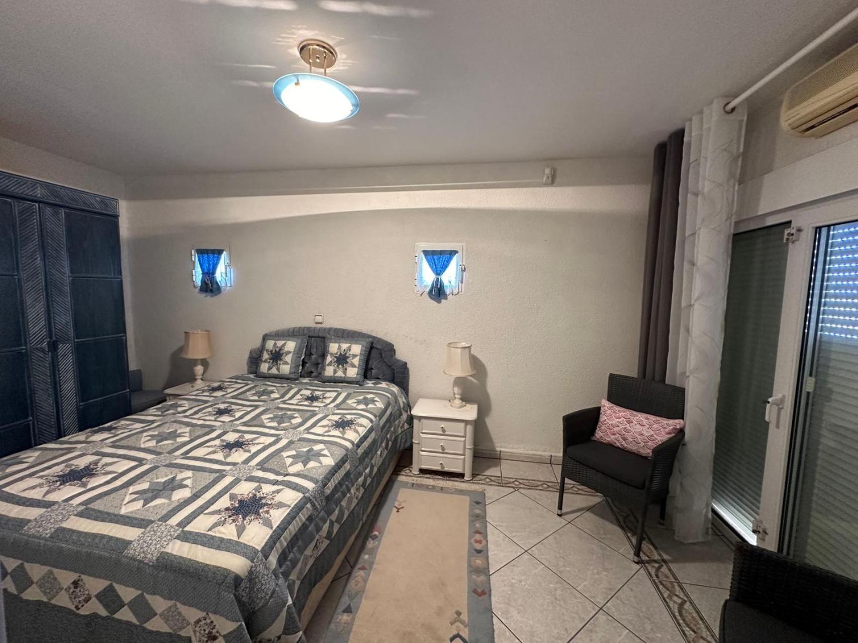 בניסה Villa Cost-A Blanca מראה חיצוני תמונה