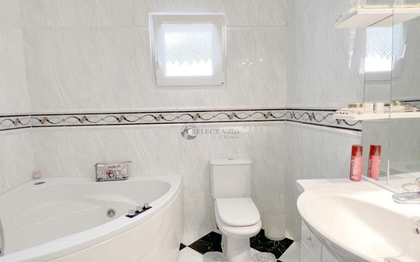 בניסה Villa Cost-A Blanca מראה חיצוני תמונה